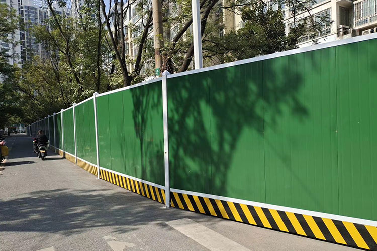 夹芯板围挡-amjs澳金沙门线路首页实业洛阳围挡厂家