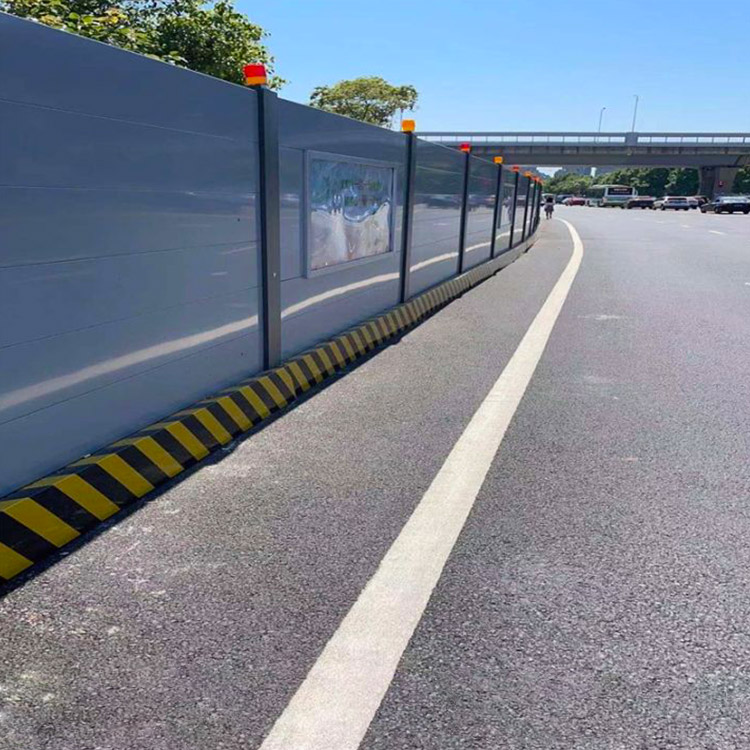双层彩钢板围挡几多钱一平方？？？？？？-amjs澳金沙门线路首页实业洛阳围挡厂家