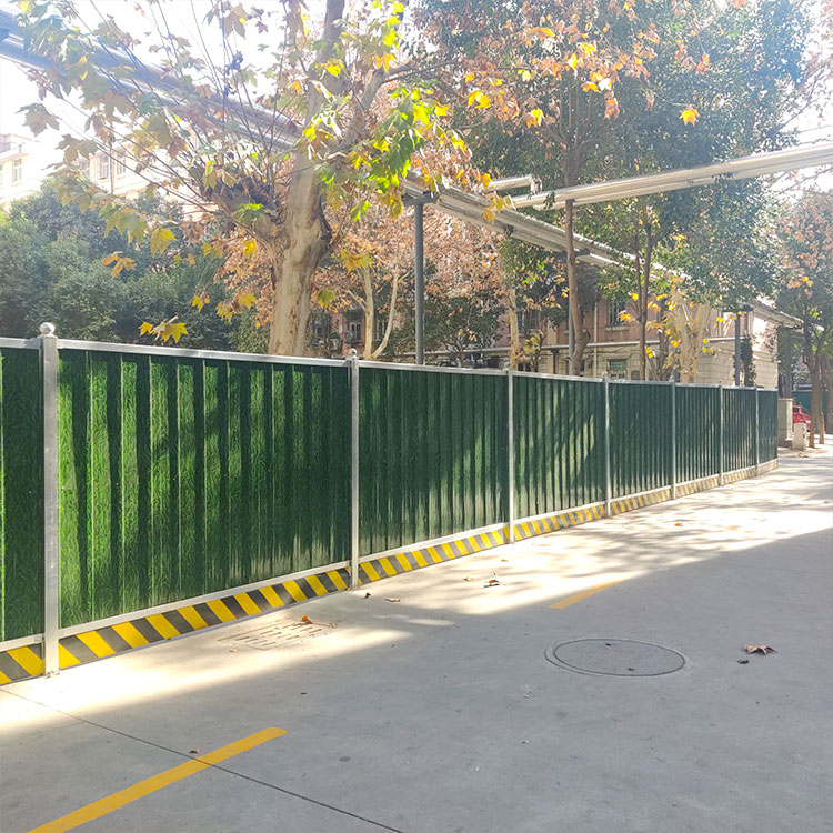 洛阳市洛龙区龙富小区刷新项目装置彩钢围挡-amjs澳金沙门线路首页实业洛阳围挡厂家
