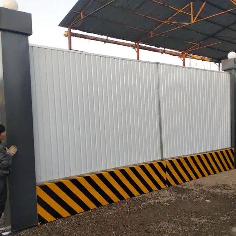 河南塑钢PVC围挡工厂 蹊径工地暂时施工围蔽围墙 隔离防护-amjs澳金沙门线路首页实业洛阳围挡厂家