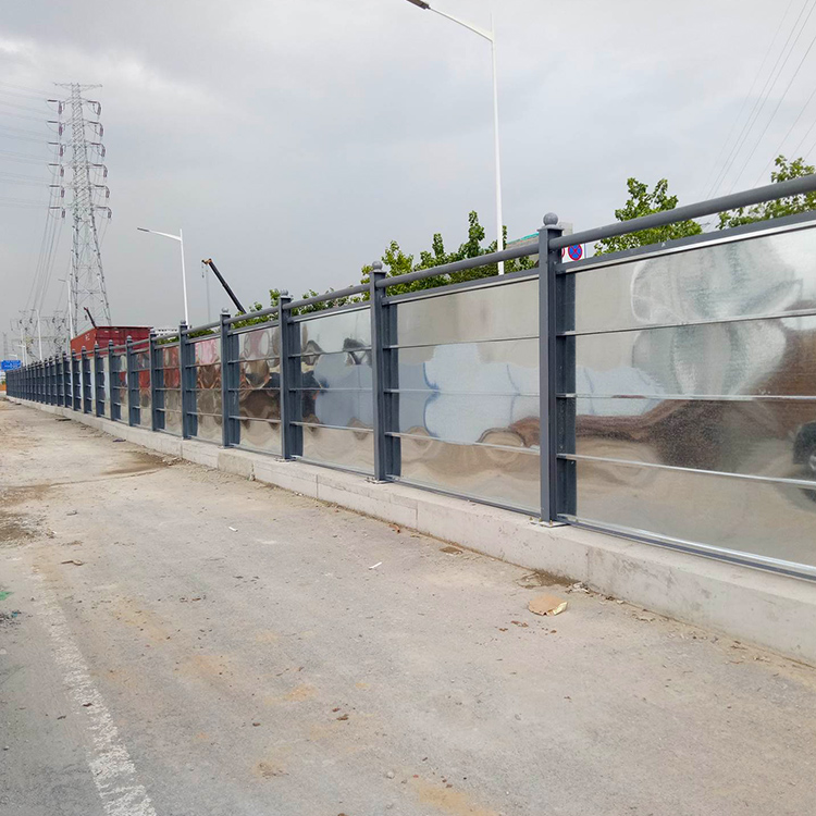 公路施工围挡质料-公路施工用组装式围挡-amjs澳金沙门线路首页-amjs澳金沙门线路首页实业洛阳围挡厂家
