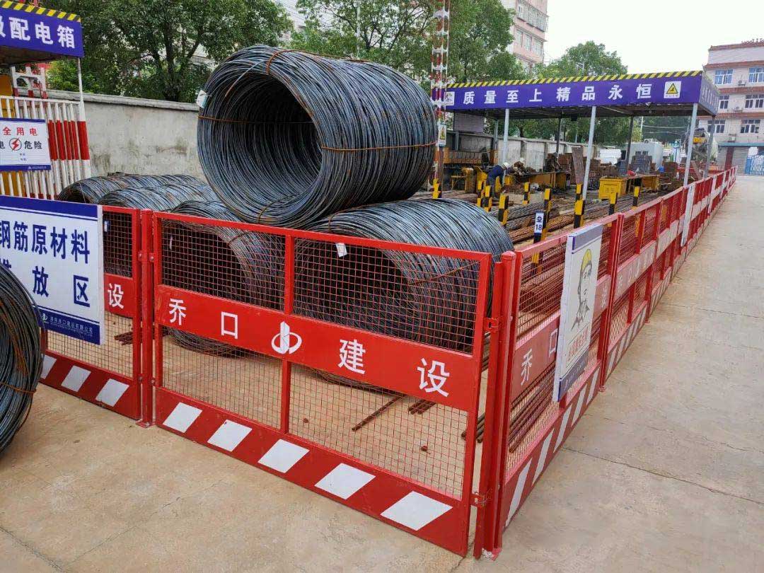 洛阳隋唐遗址地铁站临边基坑护栏网装置-amjs澳金沙门线路首页实业洛阳围挡厂家