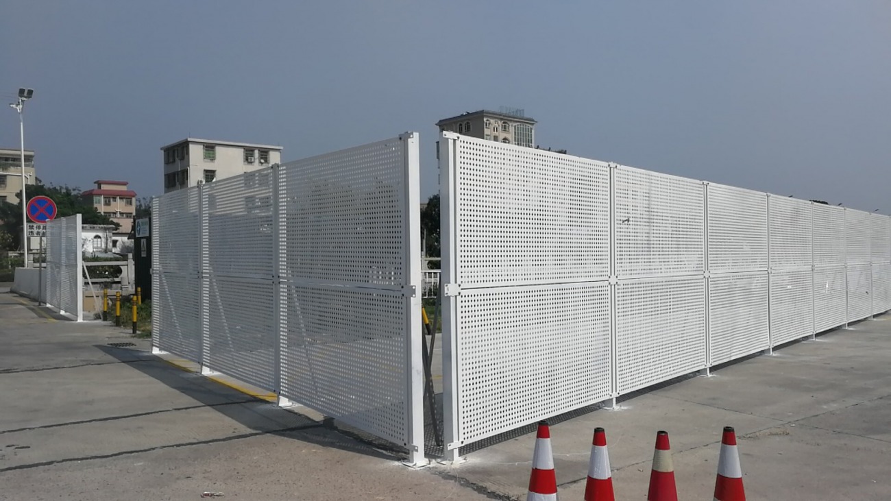 法库工地施工冲孔网围挡批发-amjs澳金沙门线路首页实业洛阳围挡厂家