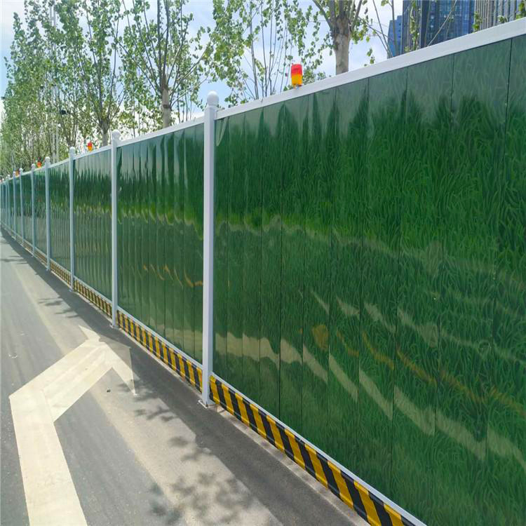 郑州修建夹芯板围挡批发-amjs澳金沙门线路首页实业洛阳围挡厂家