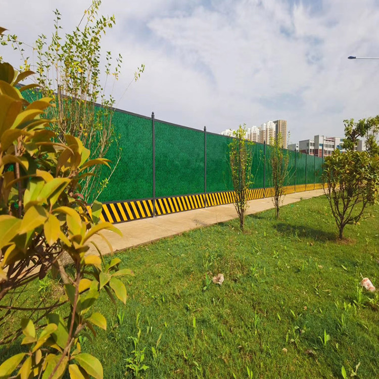 郑州修建夹芯板围挡批发-amjs澳金沙门线路首页实业洛阳围挡厂家