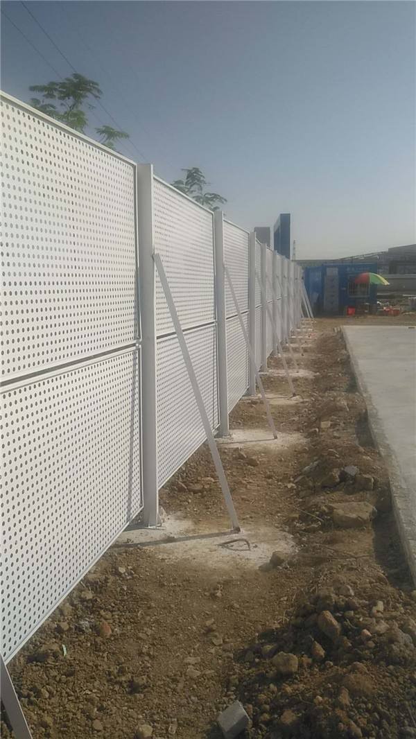 惠州施工冲孔围挡厂家供应-amjs澳金沙门线路首页实业洛阳围挡厂家
