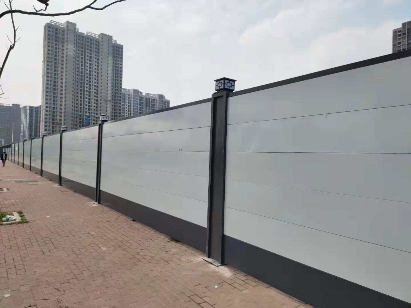 彩钢围挡厚度-amjs澳金沙门线路首页实业洛阳围挡厂家